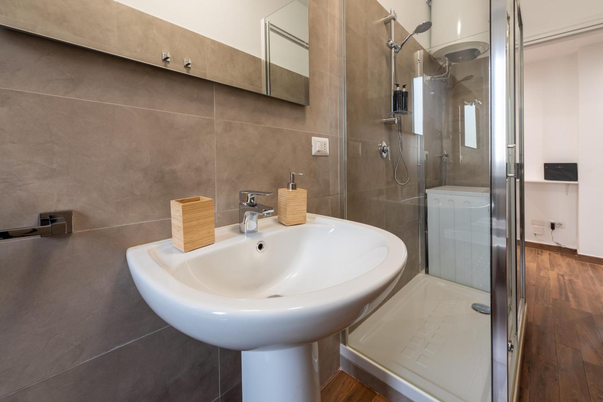 Guest Planet - Bicocca Suites Milano Ngoại thất bức ảnh